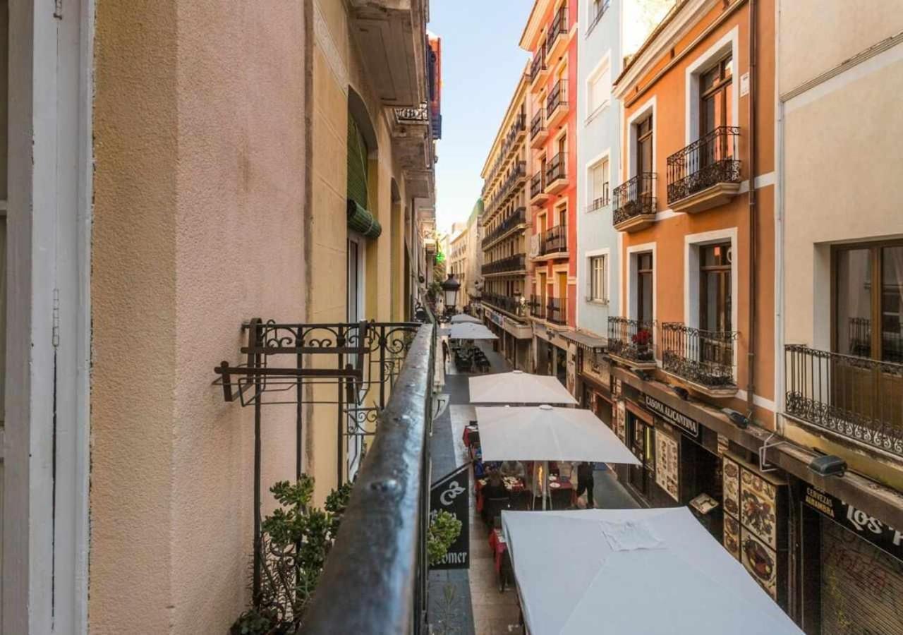 Old Town Y Beach Holirent Alicante Buitenkant foto